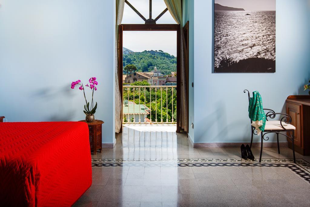 Relais Il Pennino Bed & Breakfast มัสซาลูเบรนเซ ภายนอก รูปภาพ