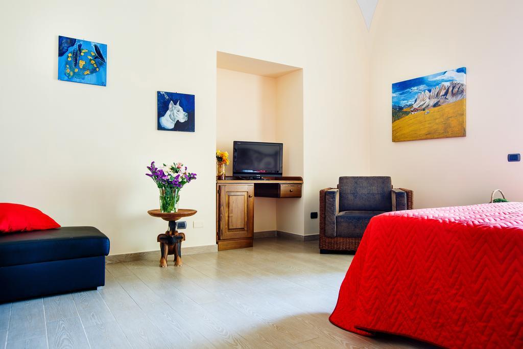 Relais Il Pennino Bed & Breakfast มัสซาลูเบรนเซ ภายนอก รูปภาพ